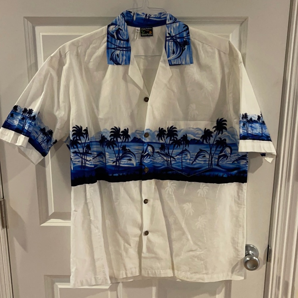 Men’s large Hawaiian short sleeve shirt